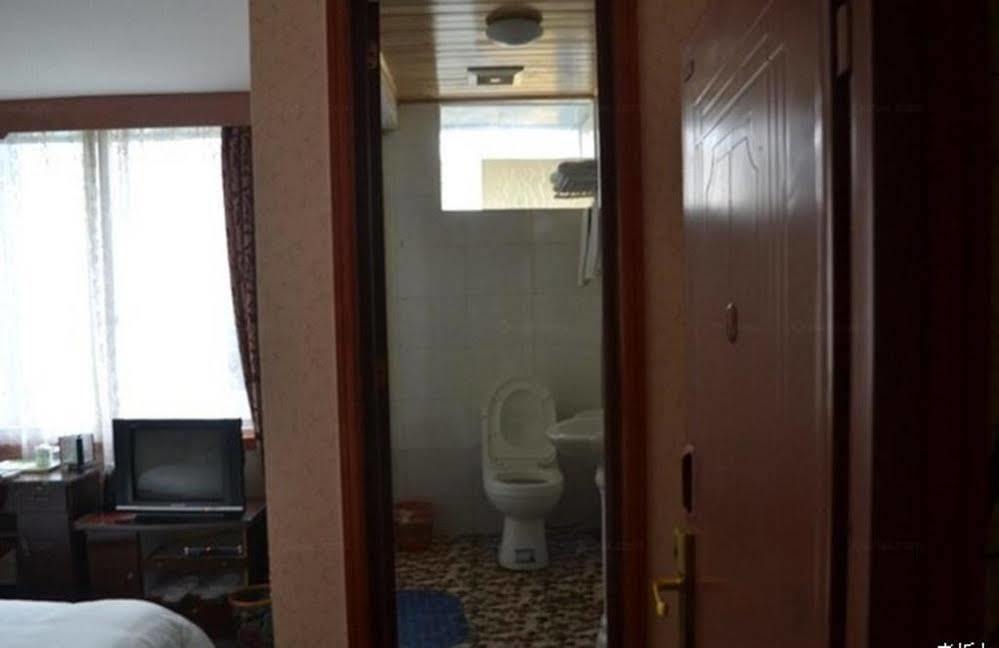 Zhengfu Caotang Decent Inn Çengdu Dış mekan fotoğraf